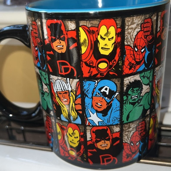 MARVEL HEROES MUG (NEW with TAG)
20 oz - Picture 14 of 16